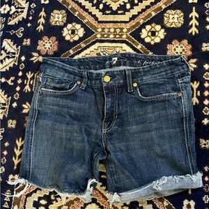 Size 28 7 for all mankind shorts